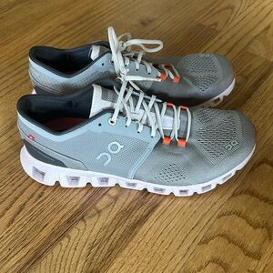 Size 9 On Cloud X Shoe